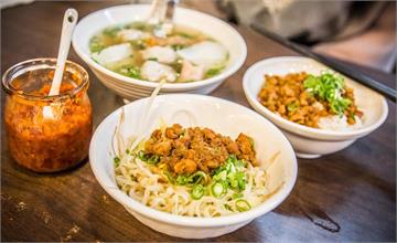 台中第二市場美食，嵐肉燥專賣店，古早味好吃肉燥飯