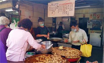 台南美食標竿！菜市場內人氣旗魚黑輪、甜不辣攤，婆婆媽媽私房口袋名單