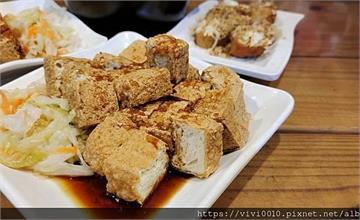 花蓮.吉安美食：【老店家臭豆腐】，內行人才知道的祕密美食，臭豆腐控必吃！