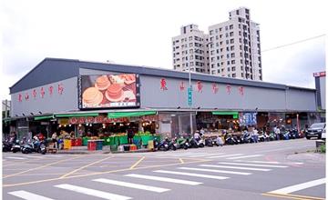 台中｜東山黃昏市場13大美食推薦！手工鹽滷豆腐、咖哩飯、滷味應有盡有
