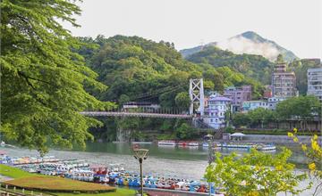 【新北美食】碧水堂台灣茶食館，超美水岸景觀餐廳，採天鵝船、賞景超愜意！