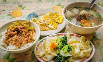 台中｜大進小吃：巷弄間的家常小吃，大推瓜仔肉飯便當、蔥蛋與綜合湯