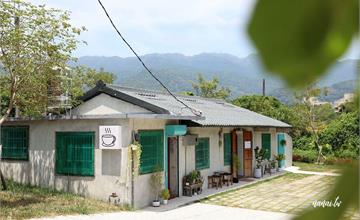 【宜蘭美食】頭城超推薦「小溪邊咖啡」老宅風宛如回到阿嬤家，寵物友善可帶毛孩一起來！