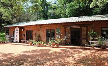 新竹|沙湖壢咖啡館:座落寶山水庫旁的老屋咖啡廳!欣賞無敵湖景享用下午茶