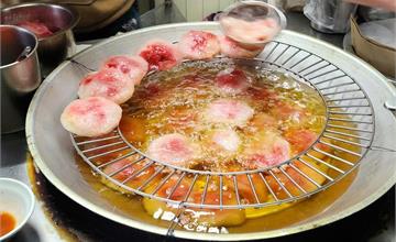 基隆｜信義市場美食推薦！在地人口袋美食，必吃炒麵和肉圓