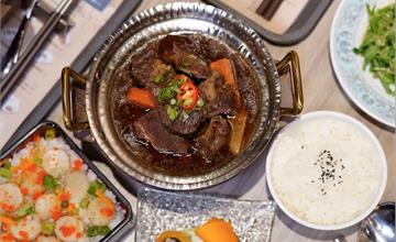 台中西屯｜京都牛肉飯：老虎城新開餐廳！復刻超懷舊招牌京都牛肉飯，干貝飯超浮誇