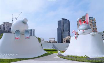 台中｜嬌兔三窟：三隻兔子迎耶誕！打卡台中國家歌劇院空中花園耶誕裝置