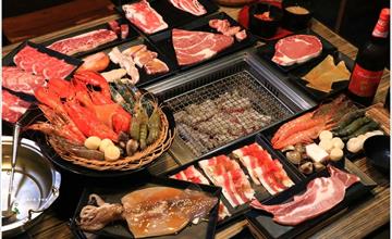 高雄楠梓｜一燒十味昭和園：超高人氣吃到飽燒烤火鍋店，波士頓龍蝦無限量供應！