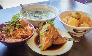 台南｜超夯無名古早味美食！𩵚魠魚粥、菜粽、肉粽都大推，在地人最愛早餐之一