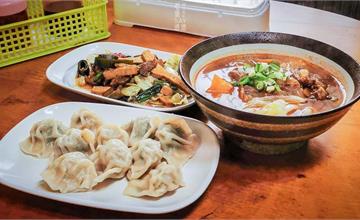 澎湖｜大城北牛肉麵：隱身雜貨店中的超夯小吃店！牛肉麵、水餃、炒滷味都美味