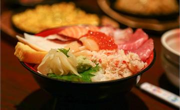 日本｜三代目網元魚鮮水產：函館在地居酒屋！近五稜郭公園、電車可達超方便！