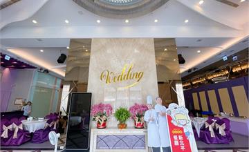 嘉義｜新北平婚宴餐廳：沒訂位吃不到古法啤酒鴨、必點咖哩軟殼蟹，CP值超高聚餐好所在