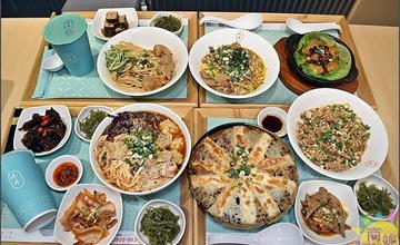 台中｜墨竹亭漢口店：小吃也可以很精緻！秘製巴渝小麵 、招牌口水雞越吃越唰嘴