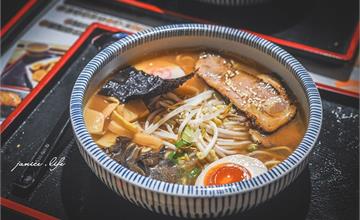 台東｜哩麵：一碗入魂的日式拉麵店！台東動物友善餐廳！
