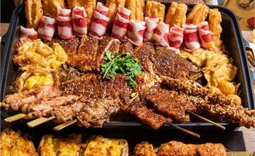 高雄|魚小二串燒酒場:超人氣烤魚、串燒高雄旗艦店開張!大推重慶麻辣烤魚、必點酥炸雞軟骨