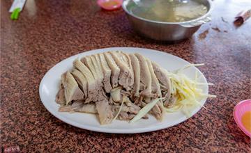嘉義｜北斗鵝肉店：民雄在地傳統小吃店！鵝肉切盤軟嫩多汁、辣炒鵝頭鹹香好下酒