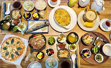 台中｜芳草地咖啡館：定食、義大利麵、焗烤、排餐，多樣化主食+豐盛套餐任你選！