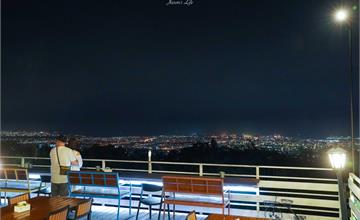 台中｜星星複合式夜景餐廳：將沙鹿夜景盡收眼底，吹著風、聽演唱，親友聚餐好愜意