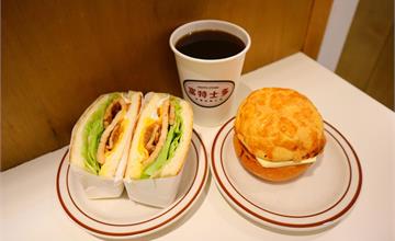 台北｜富特士多早餐店：萬華人氣港式早午餐，奶油焦香烤吐司X起司X半熟蛋，邪惡感十足！