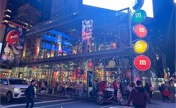 美國｜M&M’S New York：全球只有5間店，到紐約時代廣場千萬別錯過～可愛的M&M’s World 巧克力世界！