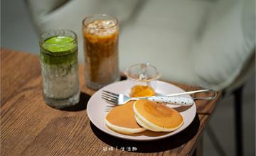 台中｜Liberty Soul：深夜也可以吸貓！寵物友善兼中途咖啡廳，邊喝咖啡邊被貓咪治癒