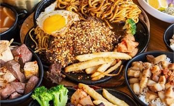 台中|19house炙燒牛排:四川霧都牛排、櫻桃鴨胸特色主餐,重磅肉肉+自助吧飽到天靈蓋