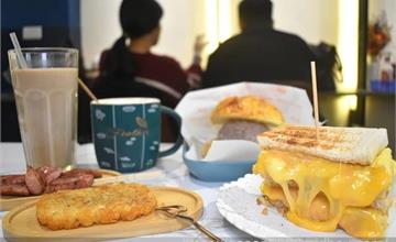 花蓮｜秝好碳烤吐司：在地人也大推的輕食早午餐！享受日常慢活步調