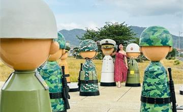 屏東｜棋開得勝戰車公園：全台第一座軍事公園，超巨大棋盤、多款Q版阿兵哥公仔萌炸了
