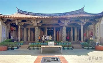 彰化｜鹿港龍山寺：台灣規模最大的龍山寺，歷史悠久、莊嚴寧靜的國定古蹟
