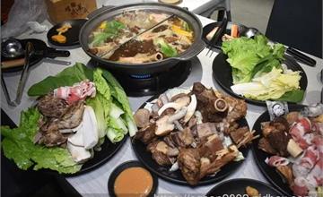 桃園｜耀武羊威：羊肉爐吃到飽！各部位肉品搭配豐盛時蔬菇類，實現羊肉自由！