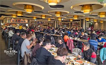 台中｜潮港城太陽百匯：居酒屋搬進吃到飽！咖哩蟹、大阪燒嘗鮮開吃
