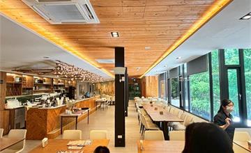 水與松萌萌園-望林餐廳：南投最美落羽松景觀餐廳，還有可愛動物園區超療癒～