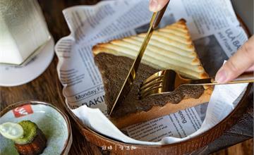 十八品茶席：台南日式茶屋推薦～秒飛日本體驗手刷茶，儀式感滿分！