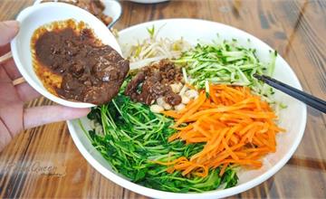 南投｜蔬醒.津味蔬食：大份量北方麵點，讓你重新定義蔬食麵館的滿足感。