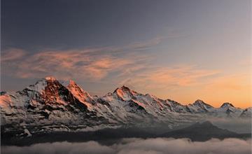 瑞士絕美童話小鎮「格林德瓦」旅遊全攻略一次看！