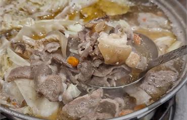 溪湖阿枝羊肉店：彰化必吃美食～人氣爆棚羊肉老店，藥膳羊肉爐超順口