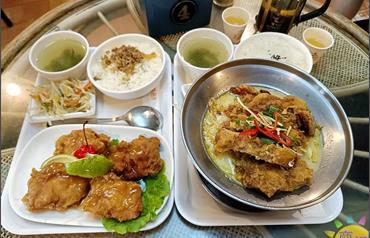 丹美隆：台中在地人激推平價美味，老字號簡餐店超夯，檸檬雞必點！