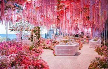 韓國濟州島超浮誇系網美咖啡廳Super Flower（슈퍼플라워），粉色鮮花滿室盛開，淹沒你的視覺感官！
